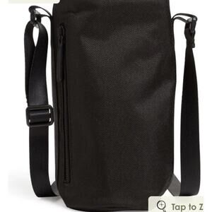 Vera Bradley Lighten Up Water Bottle Crossbody Bag Black New